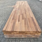 Ca. 80x Guyana Teak Vlonderplanken Geschaafd Gevingerlast, 27x70mm, le